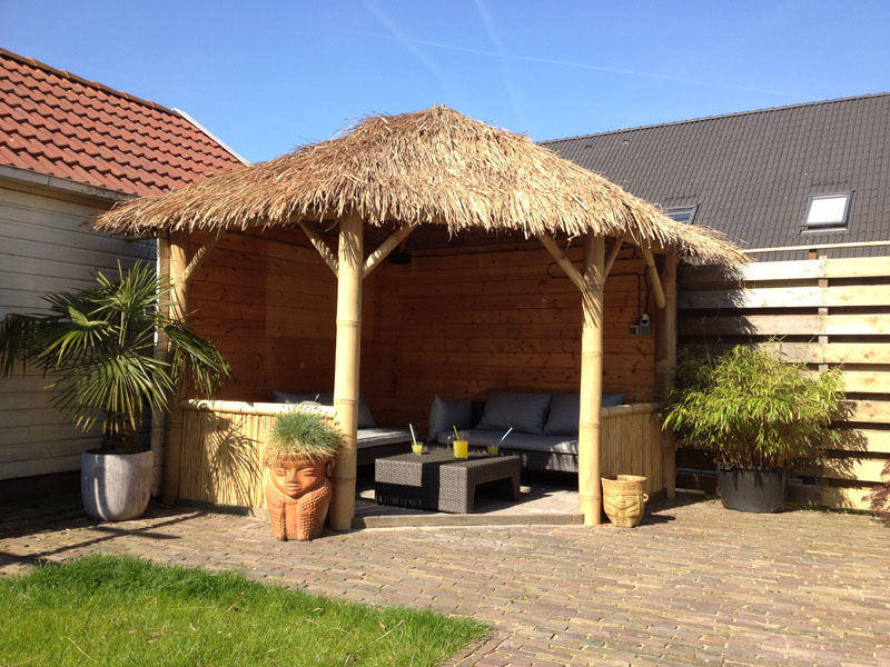  Cabane  de  jardin en bambou  Cabanes  abri jardin